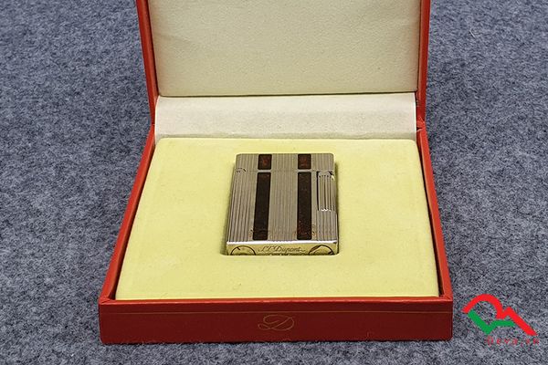 Bật lửa ST Dupont Hong Kong kẻ xọc sơn mài D95