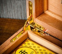 Hộp ủ xì gà Lubinski YJA 60028