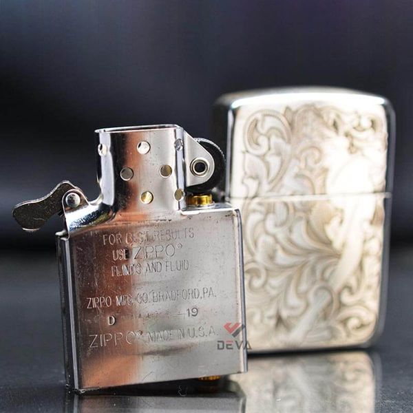 Zippo Bạc Khối Tái Bản 1941 Khắc Hoa Văn Cô Gái Sexy BK46