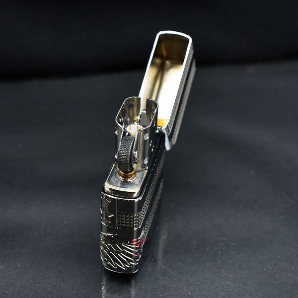 Zippo Bản Đặc Biệt Luxury Chủ Đề Đại Bàng Ái Quốc Patriotic Design Z220