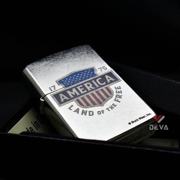 Zippo Chủ Đề Buck Wear 1776 America Land Of The Free Z130