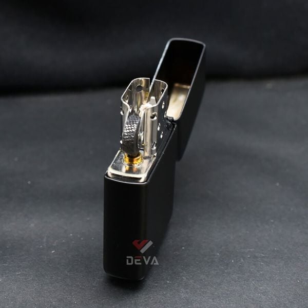 Zippo Bức Tranh Hổ Của Họa Sĩ Steven Spazuk Z200