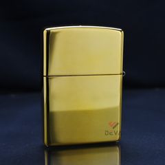 Zippo Khắc Sâu Chủ Đề Thương Hiệu Thuốc Lá 555 ZK58