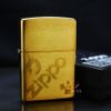 Zippo Vàng Xước Khắc Ngọn Lửa Và Logo Zippo Chéo ZK78