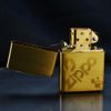 Zippo Vàng Xước Khắc Ngọn Lửa Và Logo Zippo Chéo ZK78