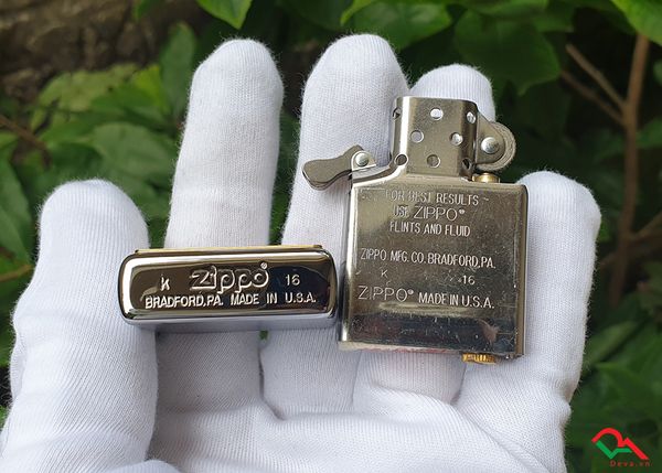 Zippo ốp gỗ hoa văn góc ZN178