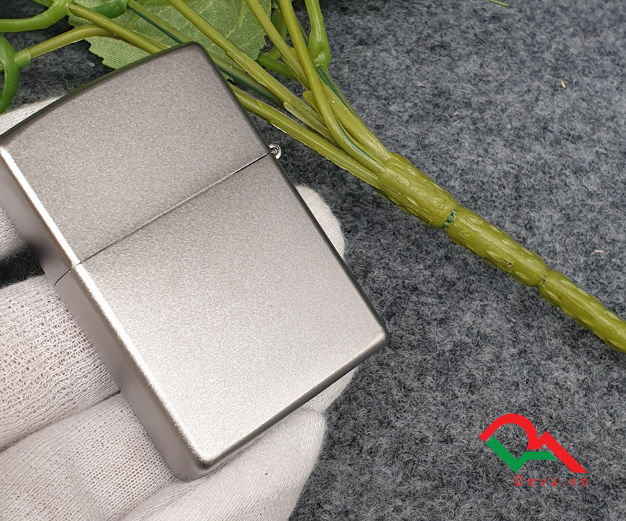 Zippo hình ngọn lửa