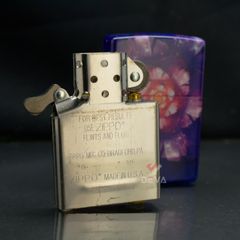 Zippo Hộp Mica Sơn Chủ Đề Nhất Niệm Hoa Khai ZN130