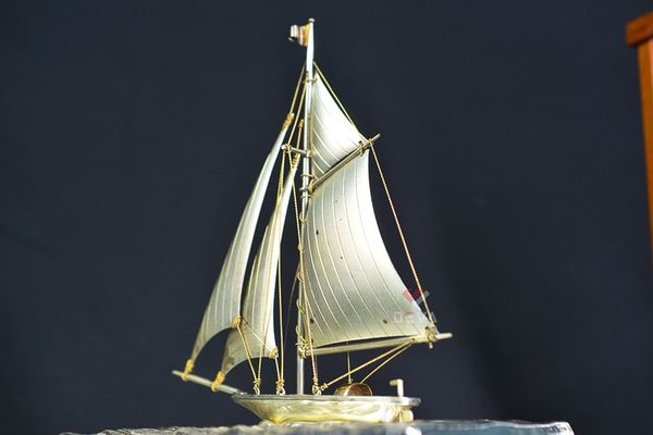 Mô Hình Bạc Trang Trí Thuyền 1 Cột Buồm MHB04