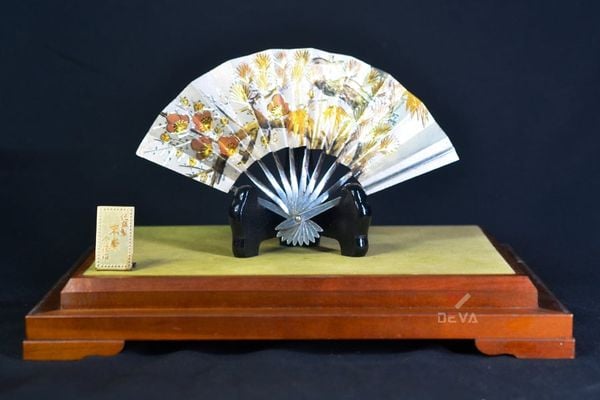 Mô Hình Quạt Bạc Chủ Đề Tranh Tứ Quý Tùng - Trúc - Cúc - Mai MHB02