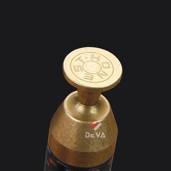 Móc chìa khóa Honest dụng cụ xiên và đục Cigar BCD 089