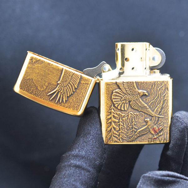 Zippo đồng emblem đại bàng Z98