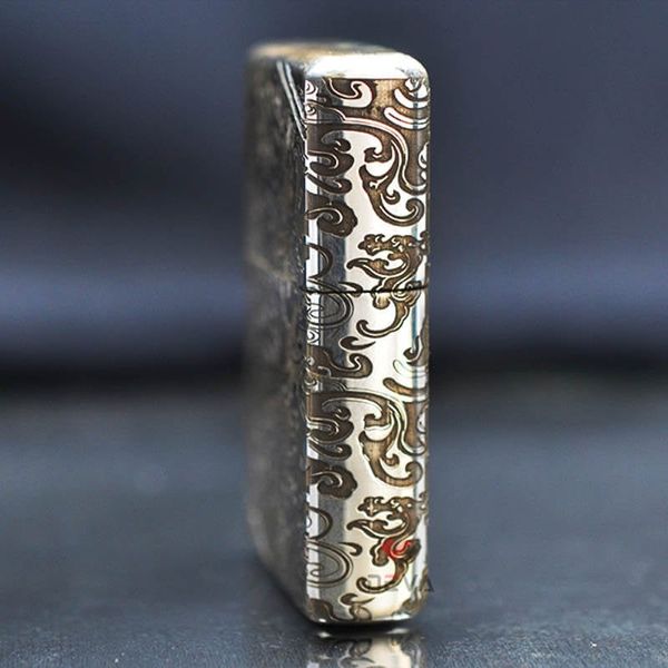 Zippo Bạc Khối Vintage Chặt Góc Khắc Rồng Mây BK72