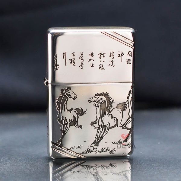 Zippo Bạc Khối Chặt Góc Khắc Đàn Ngựa Mã Đáo Thành Công BK78