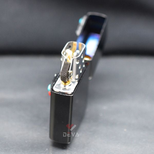 Zorro gắn emblem lông chim thổ dân ốp đá Z9667