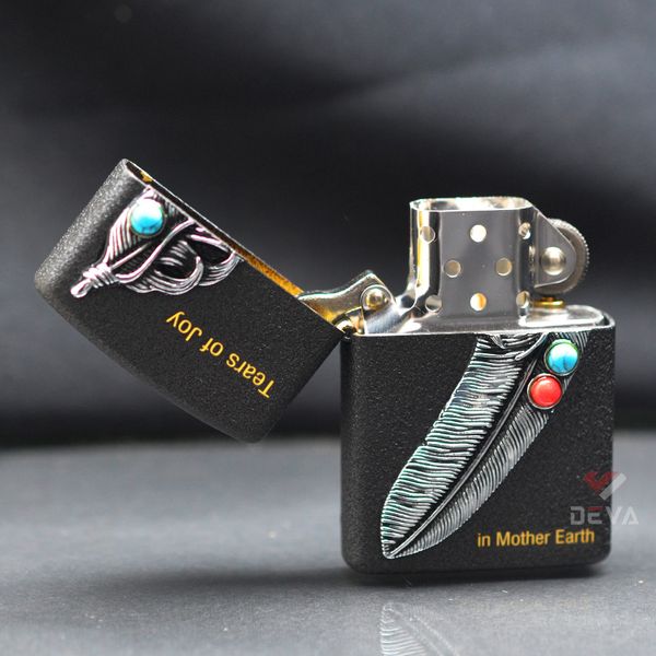 Zorro gắn emblem lông chim thổ dân ốp đá Z9667