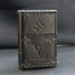 Zippo Bọc Da Chủ Đề Thương Hiệu Thời Trang Louis Vuitton ZN22