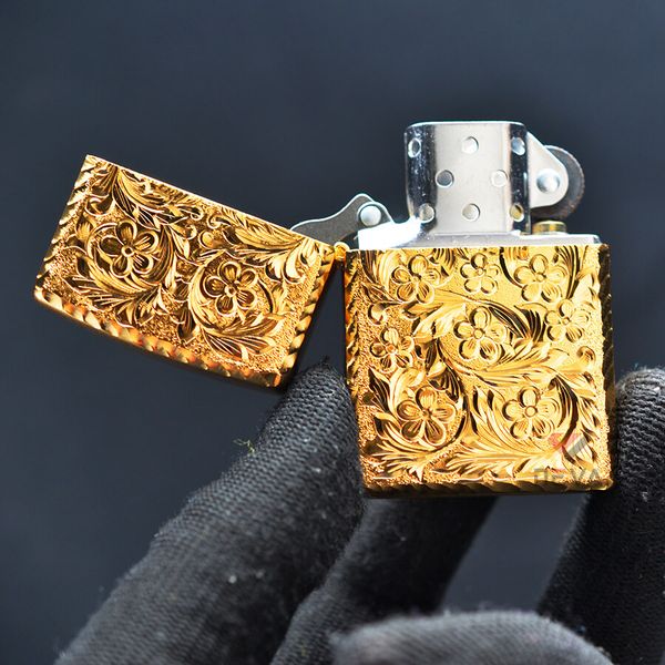 Zippo Mỹ chính hãng mạ vàng khắc sâu hoa mơ Umehana Z225