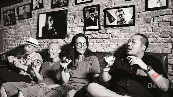 Mẫu tẩu gỗ thạch nam Chacom Club N127