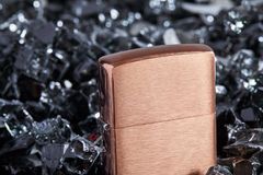 Zippo Copper 2022 đồng đỏ Z201
