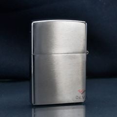 Zippo Khắc Laser Logo Cúp Bóng Đá Thế Giới World Cup 2018 Russia ZK24