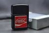 Zippo Tái Bản 1941 Đen Bóng Ốp Emblem Logo Coca-Cola ZN349