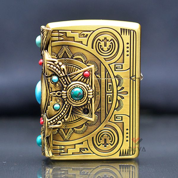 Zippo khắc Totem thổ dân Anh Điêng ốp Emblem mã não xanh ngọc ZN323