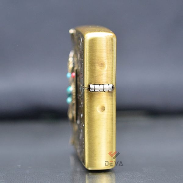 Zippo khắc Totem thổ dân Anh Điêng ốp Emblem mã não xanh ngọc ZN323