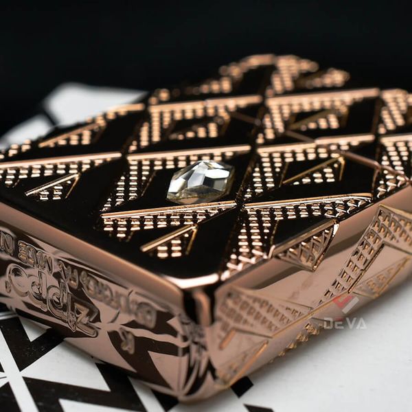 Zippo Armor Khắc Hoa Văn Ốp Kim Cương Geometric Diamond Z19