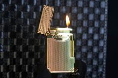 Set Quà Tặng bật lửa ST Dupont màu vàng kẻ dọc D118