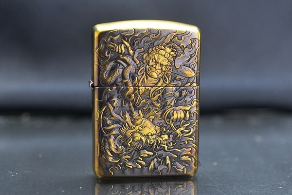 Set Zippo Armor Khắc Nổi 3D Thần vs Rồng ZD71