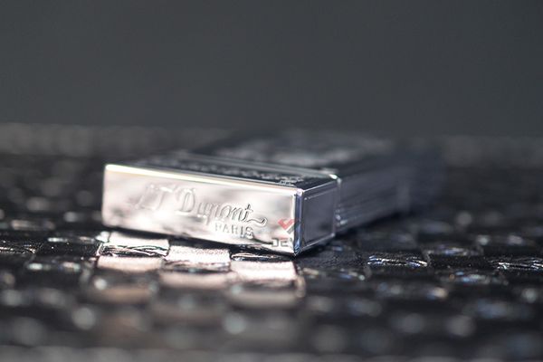 Dupont Bản Giới Hạn Kỷ Niệm 75 năm D209