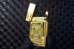 Dupont Bản Giới Hạn Kỷ Niệm 75 năm D209