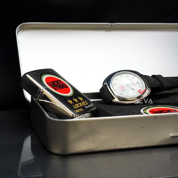 Set Zippo 1996  kèm đồng hồ Lucky Strike C17