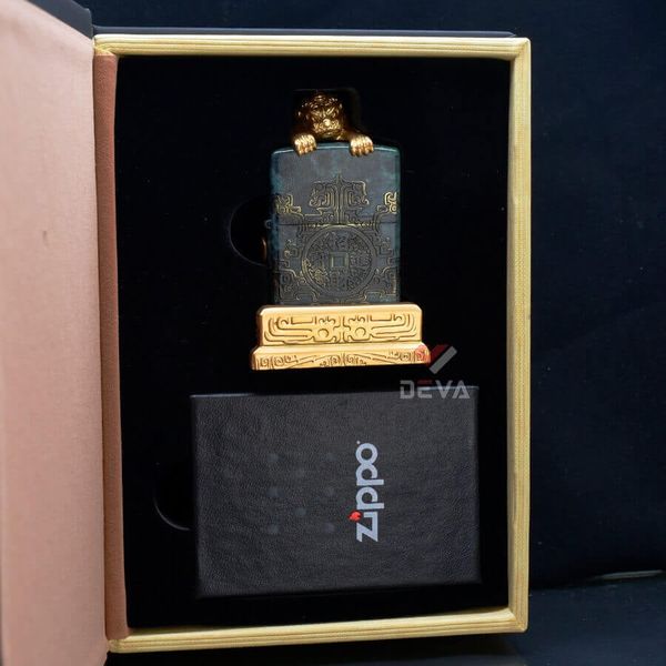 Set Zippo Hoa Văn Cổ Đại Ốp Linh Vật Tỳ Hưu May Mắn ZN66