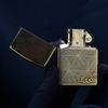 Zippo Khắc Nổi Hoa Văn Tam Giác Và Logo Zippo ZN388