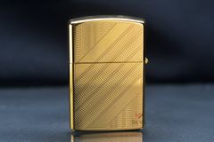 Bật lửa Zorro khắc hoa văn chéo bản giới hạn Z92098