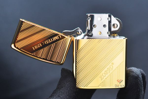 Bật lửa Zorro khắc hoa văn chéo bản giới hạn Z92098