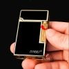 Bật lửa xăng đá Zorro tay đánh lửa ngang sơn mài Z612-205