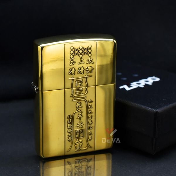 Zippo Khắc Thái Cực Bát Quái Chí Bảo Phong Thủy ZN55