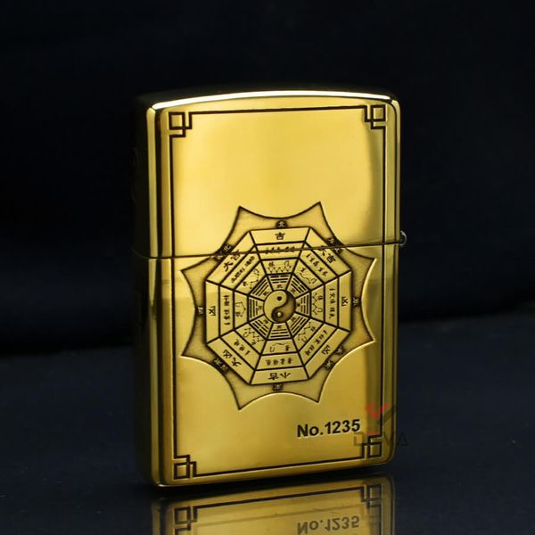 Zippo Khắc Thái Cực Bát Quái Chí Bảo Phong Thủy ZN55