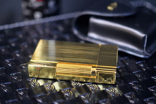 Set Quà Tặng ST Dupont xước kẻ viền Super màu vàng D163S