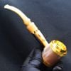 Tẩu Cigar cán sừng đế đứng hoa văn mạ vàng Freesize TS12