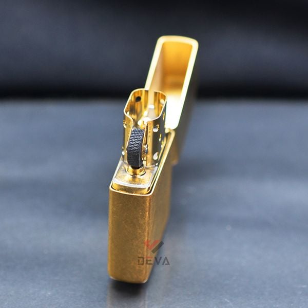 Zippo Vân Xước Xương Cá Herringbone Sweep Z05