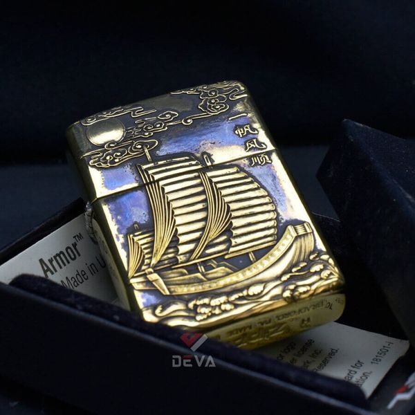Zippo Amror Khắc Nổi Thuyền Cổ Thuận Buồm Xuôi Gió ZD09