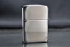 Zippo Armor Ốp Gỗ Chủ Đề Chó Sói Hú Trăng Bản Giới Hạn ZN347