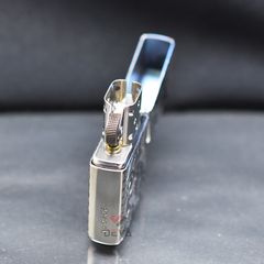 Hoa văn Armor giới hạn màu bạc cổ ZN53