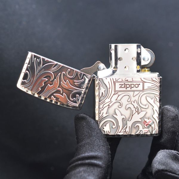 Hoa văn Armor giới hạn màu bạc cổ ZN53