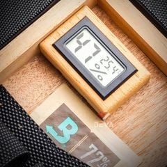 Bao da đựng 4 khay Cigar Lubinski có bật lửa và dao cắt YJA 50016