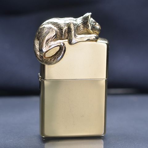 Zippo 1991 gắn mèo C174